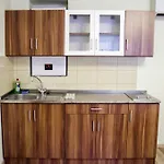 Csongradi Vendegvaro Apartmanok, Szarka Haz *