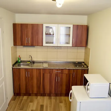 Csongradi Vendegvaro Apartmanok, Szarka Haz Daire Csongrád