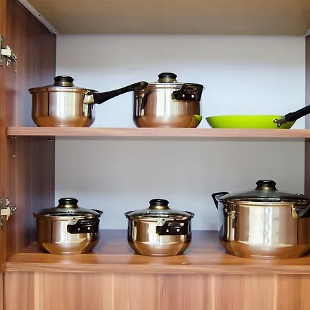 Csongradi Vendegvaro Apartmanok, Szarka Haz *