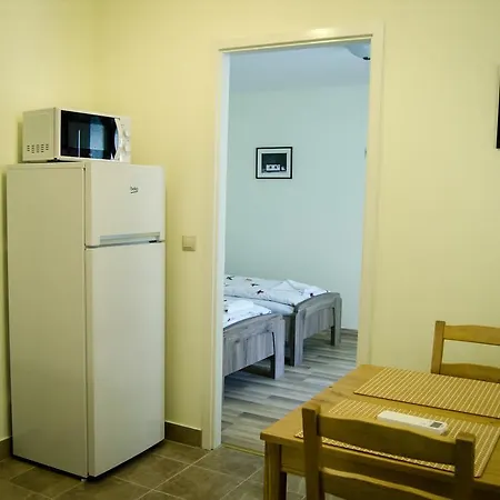 Csongradi Vendegvaro Apartmanok, Szarka Haz * Csongrád
