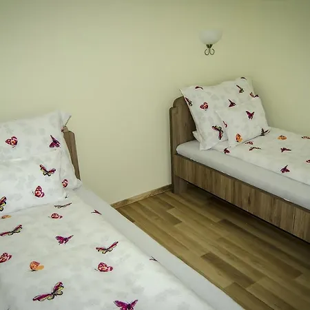 Csongradi Vendegvaro Apartmanok, Szarka Haz * Csongrád