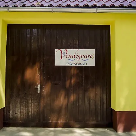 아파트 Csongradi Vendegvaro Apartmanok, Szarka Haz