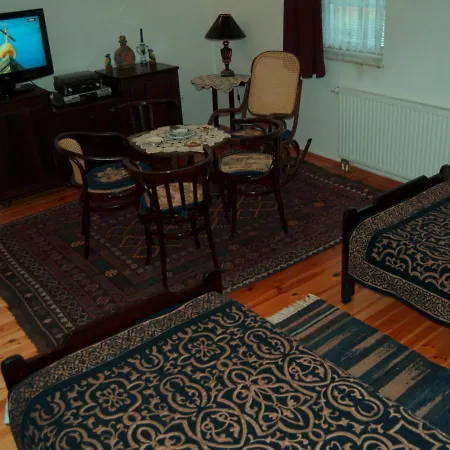 Csongradi Vendegvaro Apartmanok, Szarka Haz * Csongrád