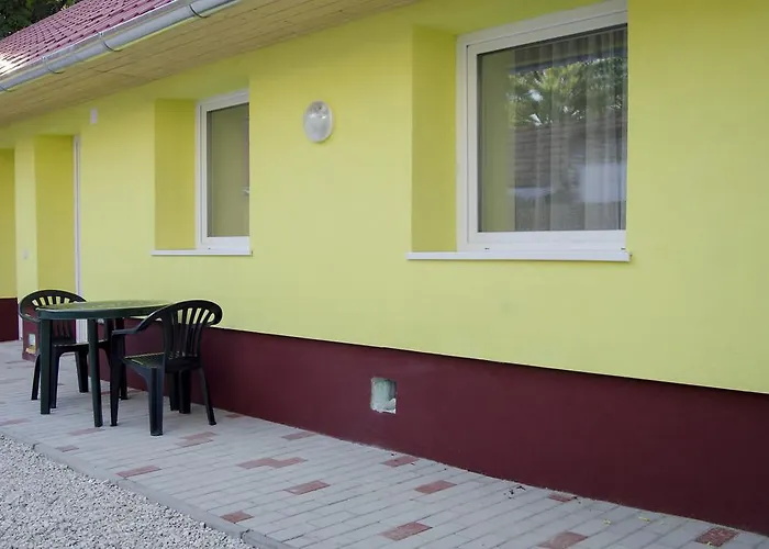 Lejlighed Csongradi Vendegvaro Apartmanok, Szarka Haz Csongrád