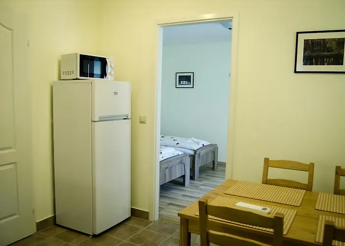Csongradi Vendegvaro Apartmanok, Szarka Haz * Csongrád