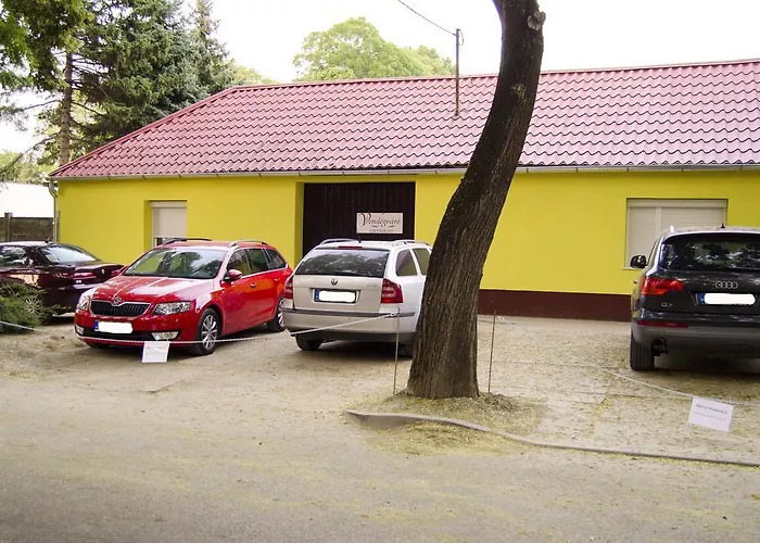 Csongrádi Vendégváró Apartmanok, Szarka Ház * Csongrád