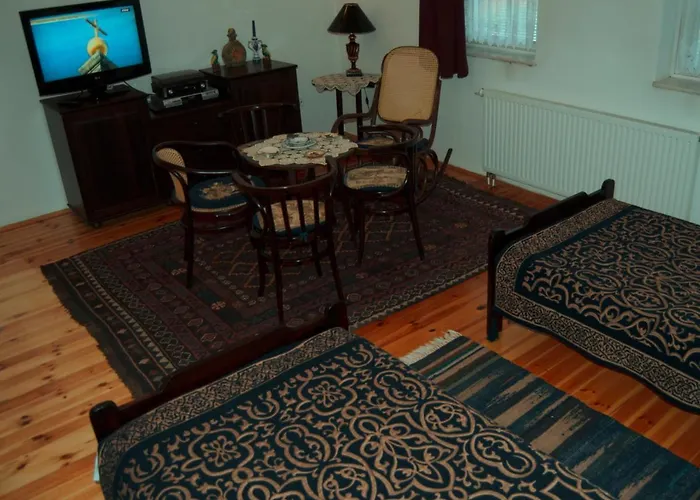 Csongradi Vendegvaro Apartmanok, Szarka Haz * Csongrád